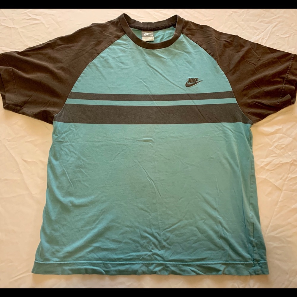 Men’s Nike Size M T-shirt